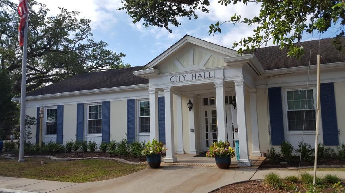 The Ocean Springs Board of Aldermen voted 6-1 to raise property taxes, for the first time in eight years, Thursday night.