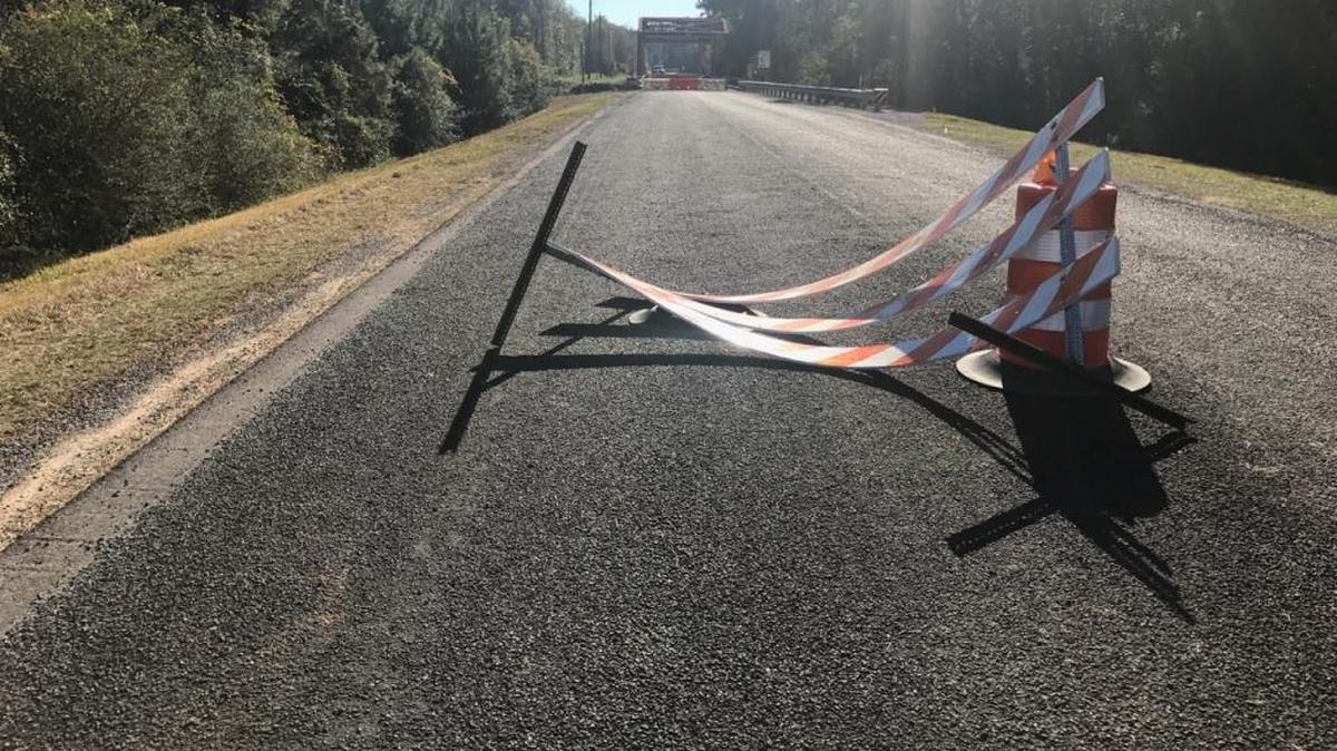 On Thursday, some of the signage warning motorists approaching the bridge from the north appeared to be down.