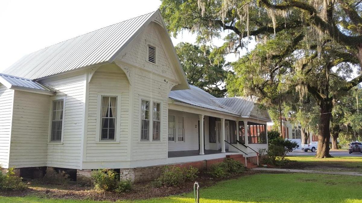 The parsonage for the Dantzler Memorial United Methodist Church on Weems Street in Moss Point was called the ‘Dime House’ when it was built in 1872. Find out why.