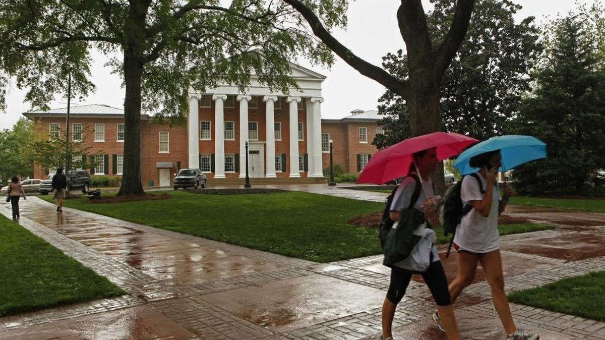 The Lyceum administration building at Ole Miss.