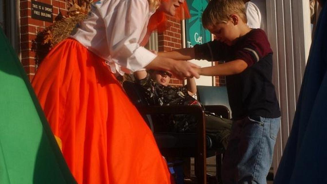 Poodle skirts and ponytails: Looks like it’s Cruisin’ time