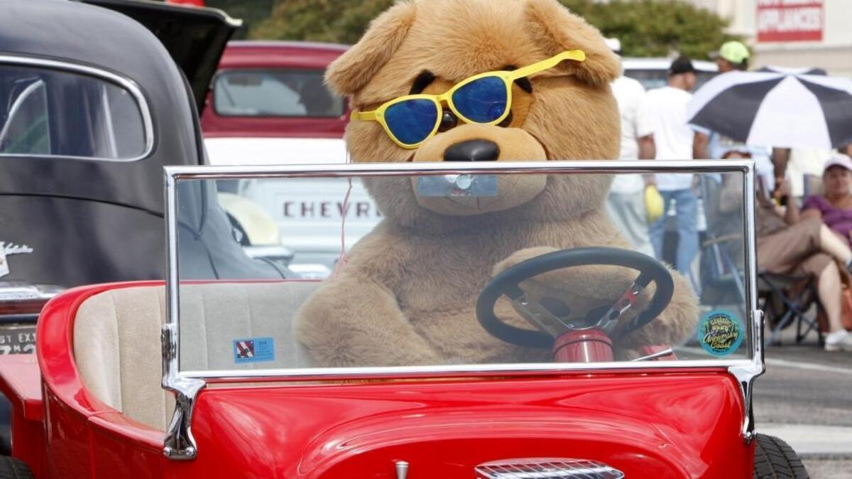 Leo Bradley’s 1923 Ford T-Bucket has a Teddy Bear at the wheel. Bradley is from Yukon, Okla.