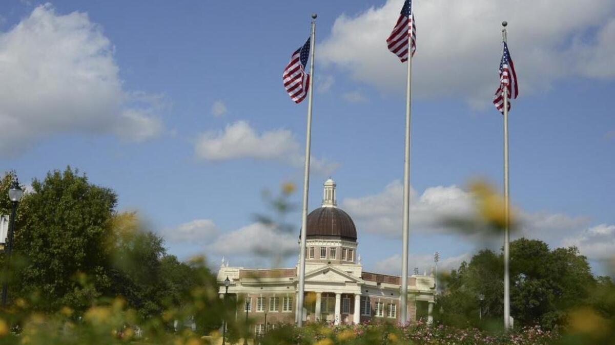 University of Southern Mississippi is reorganizing its colleges from six to four at the 14,000-student university, which has campuses in Hattiesburg and on the Gulf Coast.