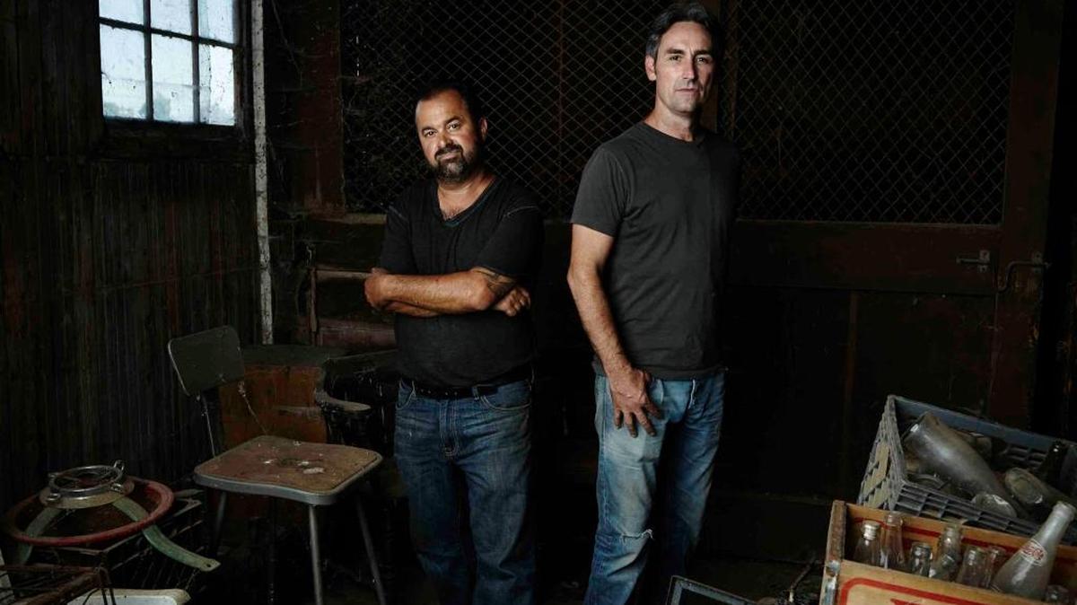 Frank Fritz, left, and Mike Wolfe of ‘American Pickers’