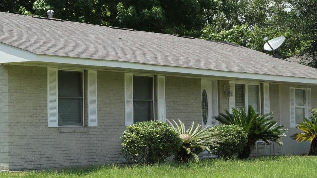 This house in D'Iberville is one of six previously owned by Dwayne T. Mallett of Biloxi, according to a lawsuit the state filed against him. The lawsuit seeks to recover $326,500 in loans Mallett received after Hurricane Katrina to help fix up properties for rent. The lawsuit alleges that banks foreclosed on three of the properties and Mallett sold three others.