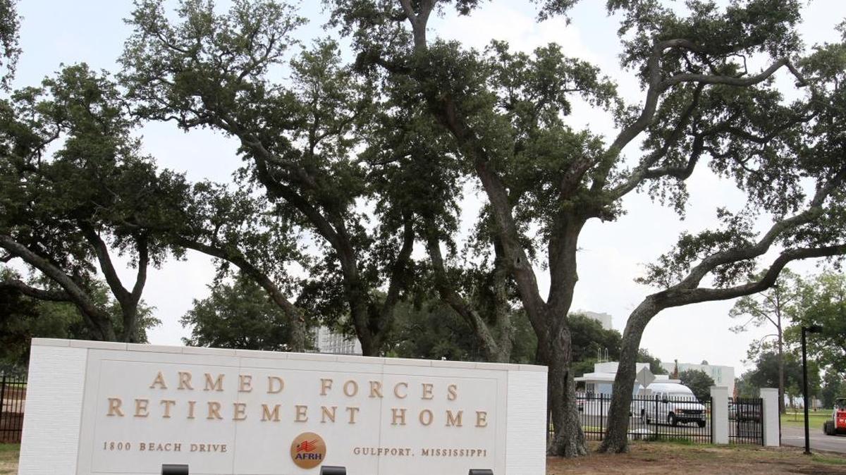 Sixty-two residents of the Armed Forces Retirement Home are sick with norovirus.