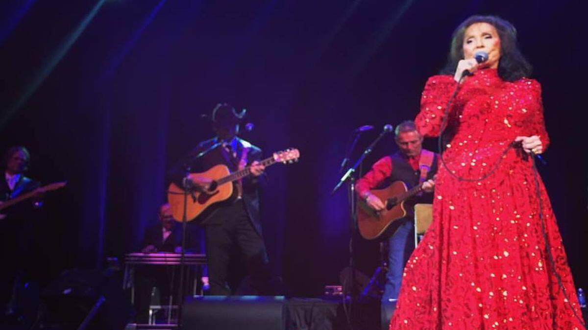Loretta Lynn performs Friday night at Biloxi's IP Casino.