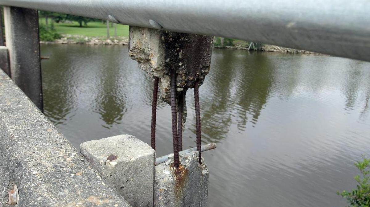 The Lorraine Road Bridge spanning the Biloxi River had to be closed in late 2015 because of safety concerns until a new bridge could be built. The transportation infrastructure task force of the Mississippi Economic Council at the time said that the state needed to spend $375 million more a year for 10 years to repair and replace roads and bridges.