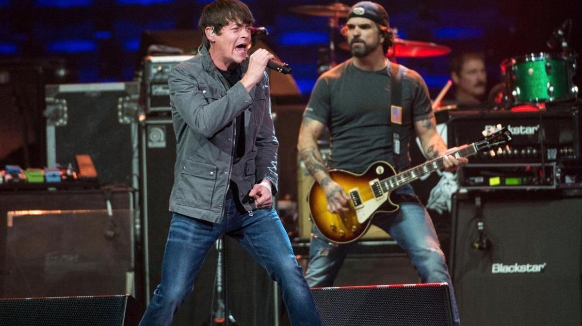 Brad Arnold, left, and Chris Henderson of 3 Doors Down perform at the Charlie Daniels 80th Birthday Volunteer Jam on Nov. 30 in Nashville. 3 Doors Down will play at a Donald Trump inauguration event Thursday.