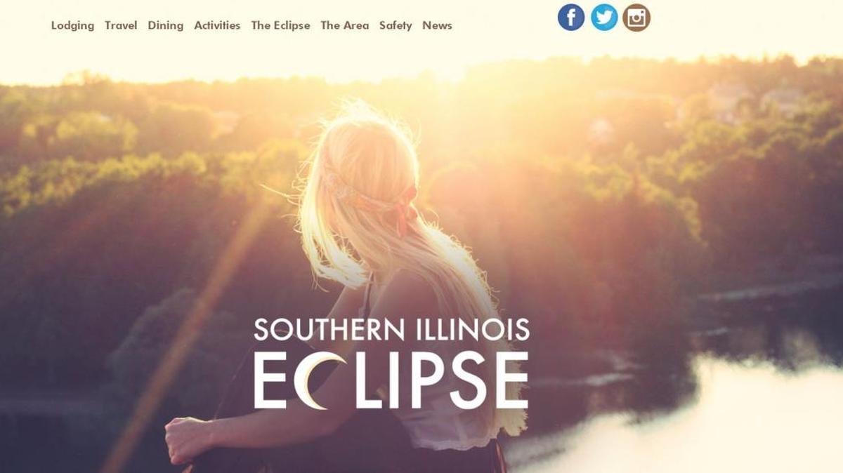 SouthernIllinoisEclipse.com is the website to visit if you have a hankering to fly too close to the disappearing sun.