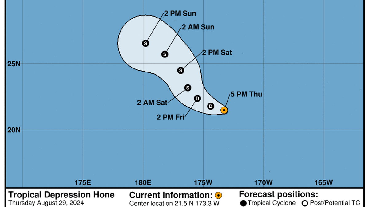 This graphic created by the National Weather Service/NCEP Weather Prediction Center (WPC) shows the projected path.
NATIONAL HURRICANE CENTER