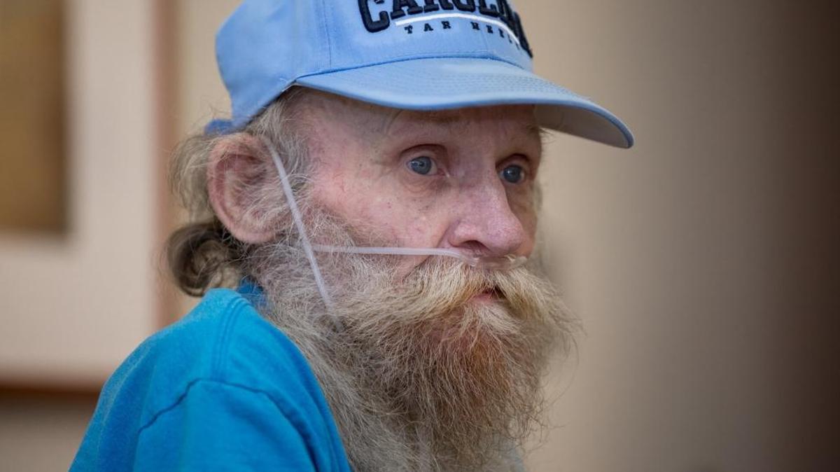 Cancer patient and Vietnam veteran Mike Webb made many friends in his final days on Earth.