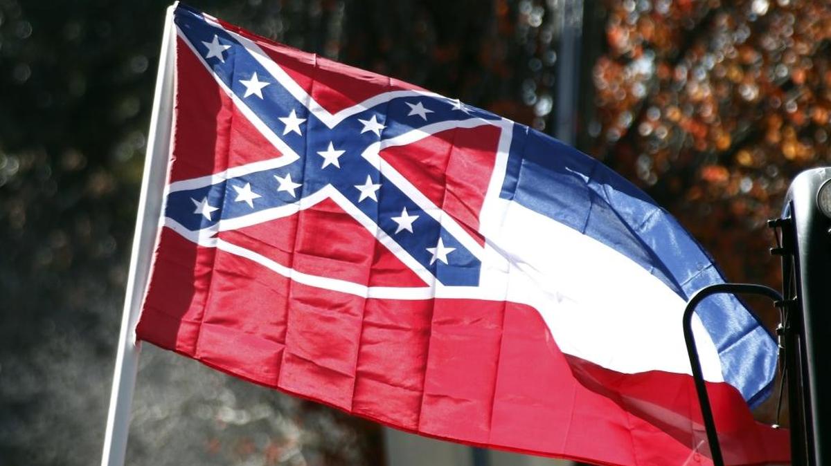 FILE - Mississippi State Flag