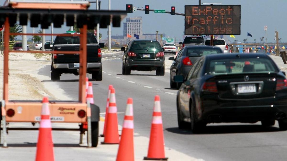 A Sound Off suggests that perhaps an electronic sign or billboard could be used to warn motorists when Wilkes Bridge is not working. The Sound Off says it could help with traffic flow and help motorists avoid being late in the morning commute.