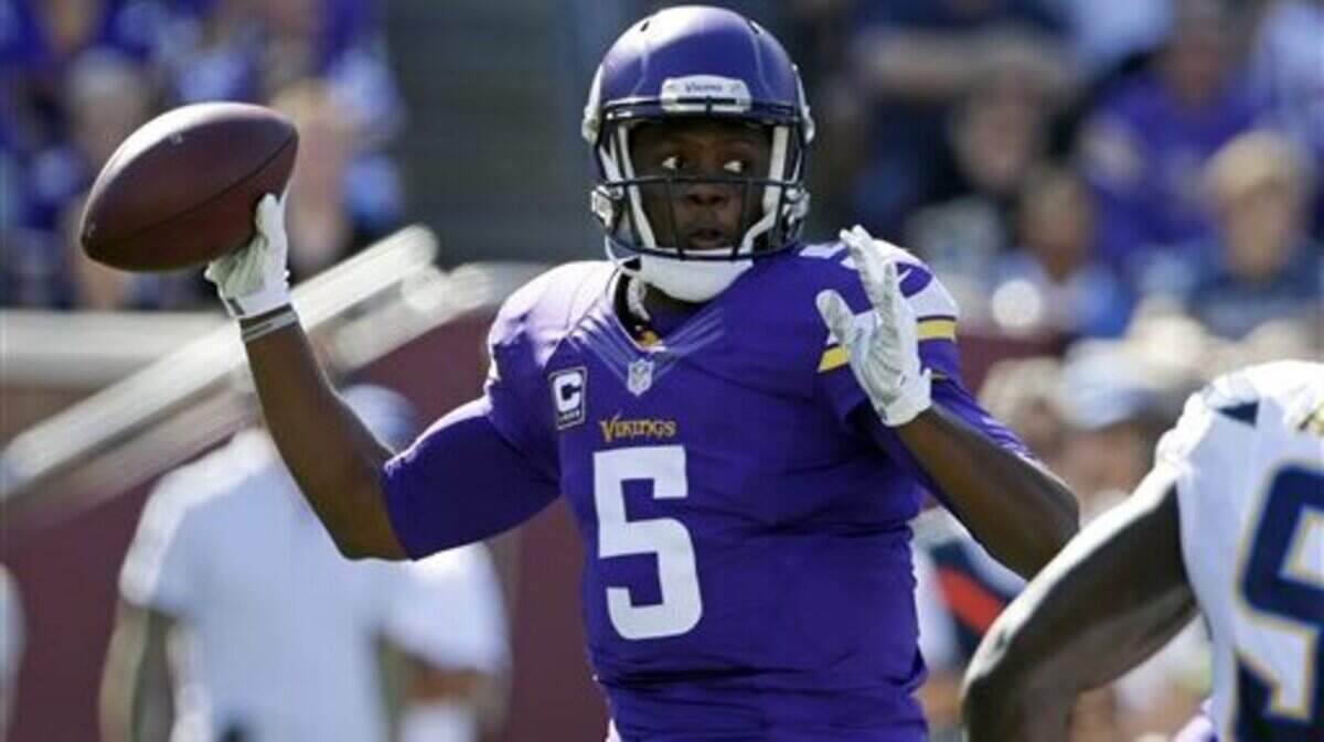 Chargers Vikings Football