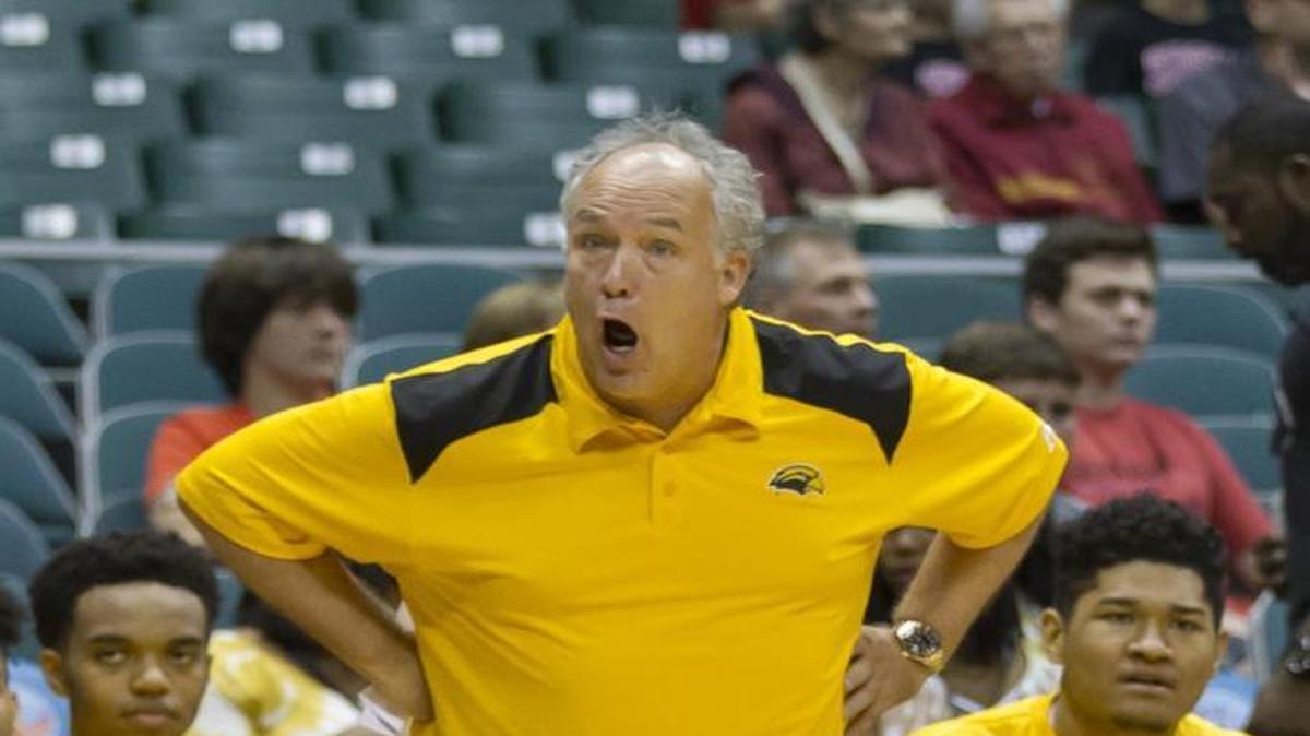 Southern Miss coach Doc Sadler and the Golden Eagles fall to Western Kentucky at home Saturday.