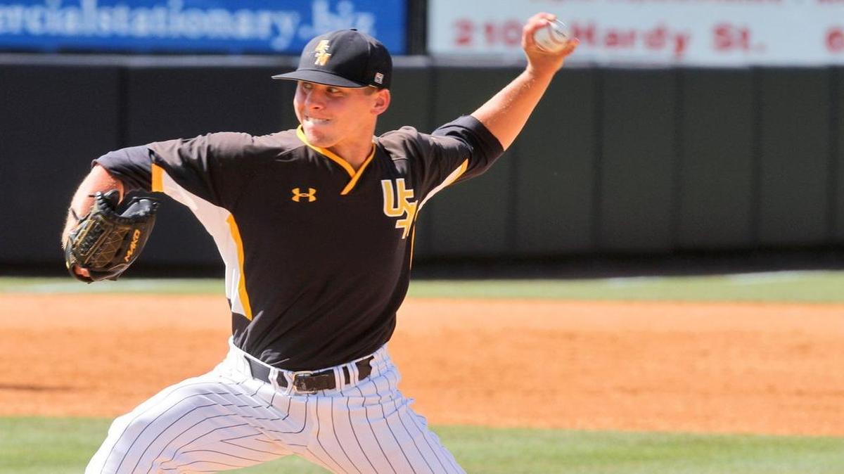 Southern Miss pitcher Kirk McCarty helped the Golden Eagles beat Louisiana Tech on Friday night.