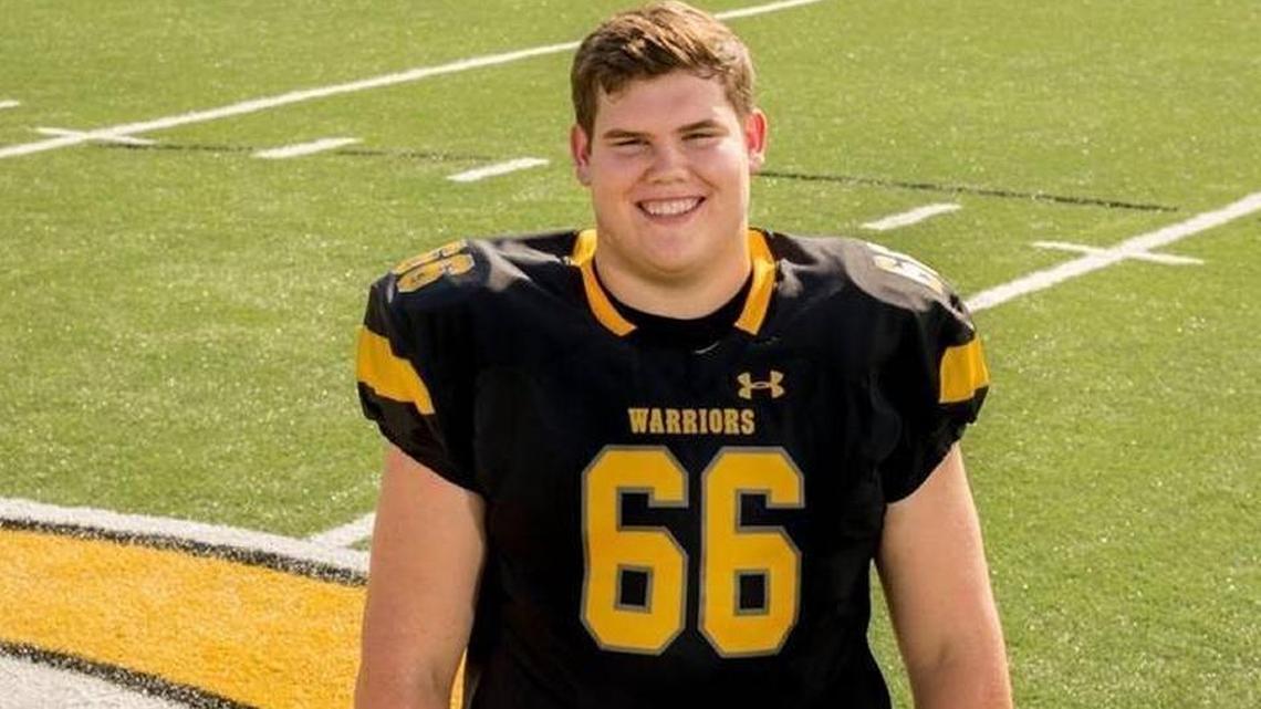 D'Iberville offensive lineman Louis Paul Smith.