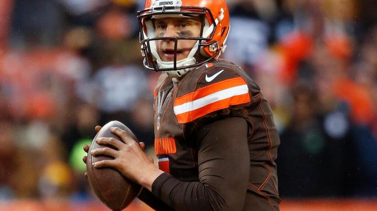 The Cleveland Browns cut former Southern Miss quarterback Austin Davis on Monday.
