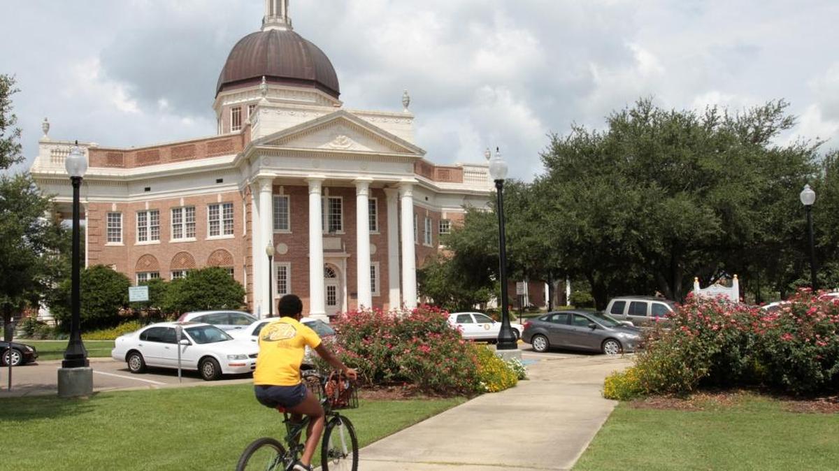 The Aubrey K. Lucas Administration Building at the University of Southern Mississippi in Hattiesburg.