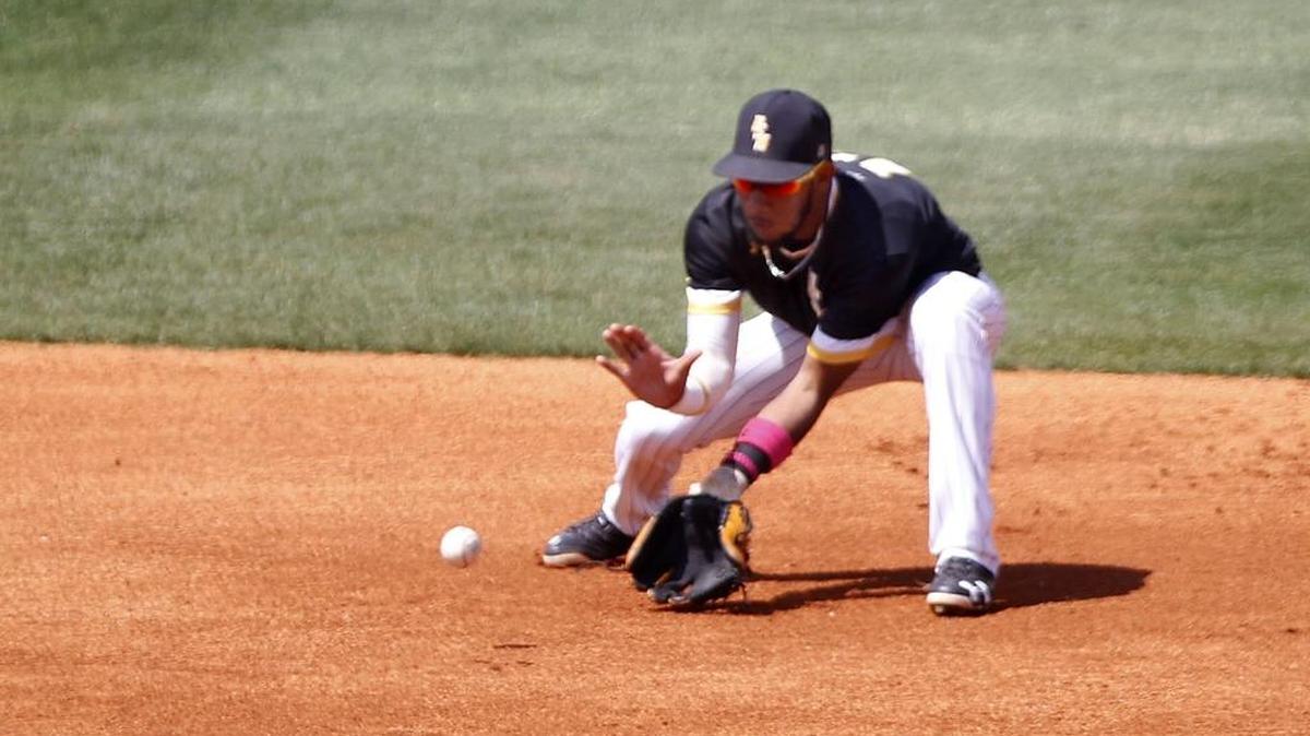 Southern Miss shortstop LeeMarcus Boyd fields a ground ball against Old Dominion Saturday in Hattiesburg.