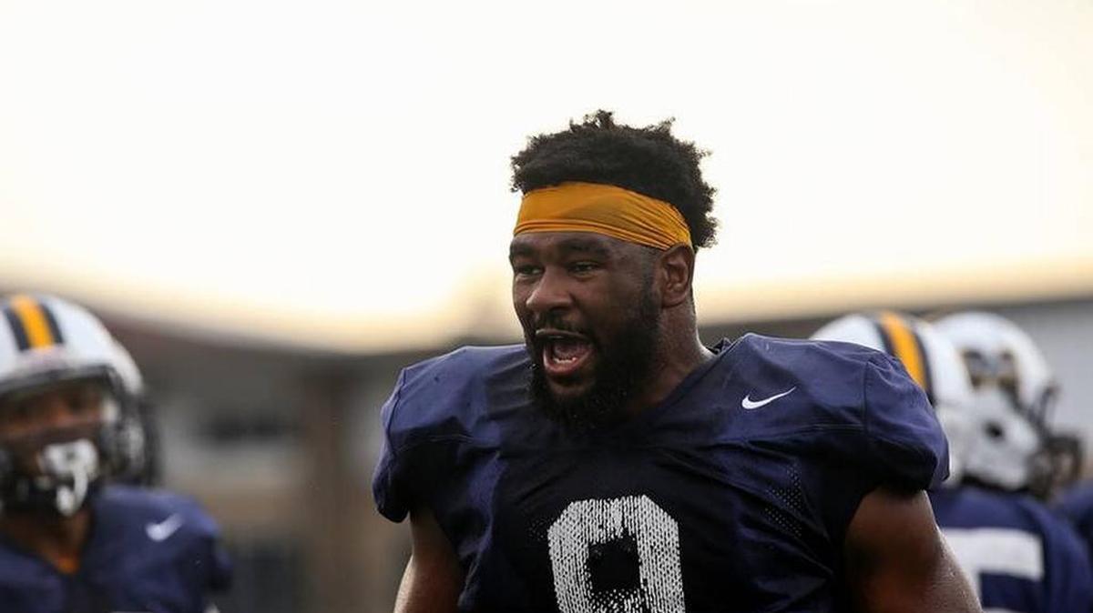 Mississippi Gulf Coast Community College defensive end Isaiah Buggs is one of the top junior college recruits in the country.