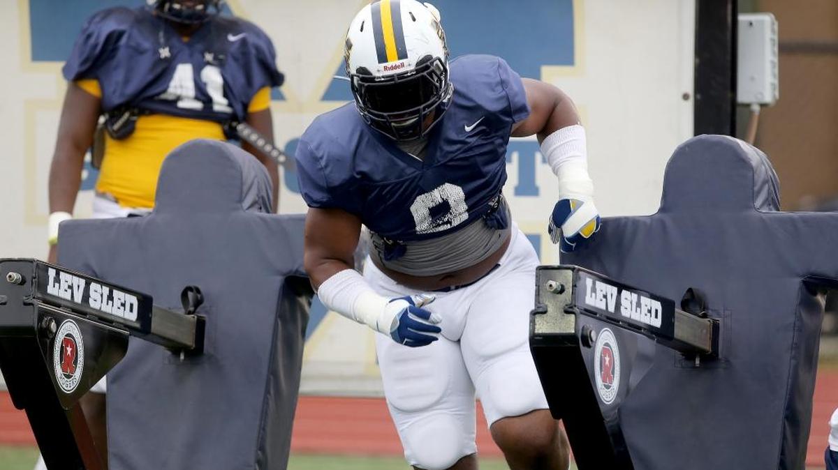 Mississippi Gulf Coast Community College defensive end Isaiah Buggs is expected to lead a deep and talented Bulldogs defense.