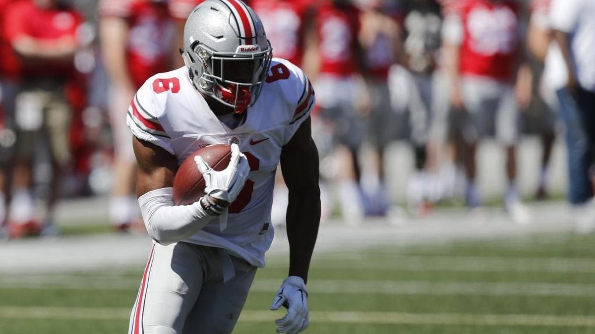 Former Ohio State standout Torrance Gibson has enrolled at Mississippi Gulf Coast Community College.