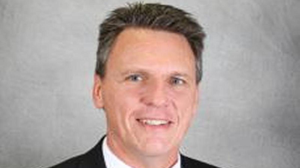 East Central CC coach Ken Karcher