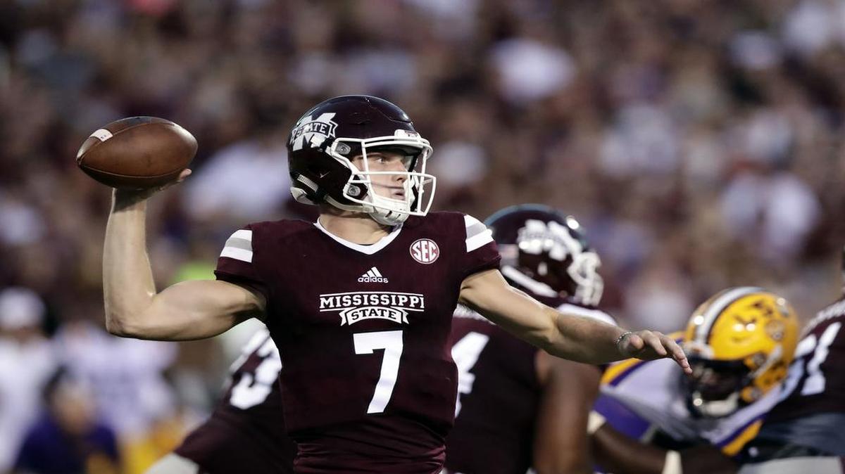 Mississippi State quarterback Nick Fitzgerald (7) helped the Bulldogs upset 12th ranked LSU on Saturday.