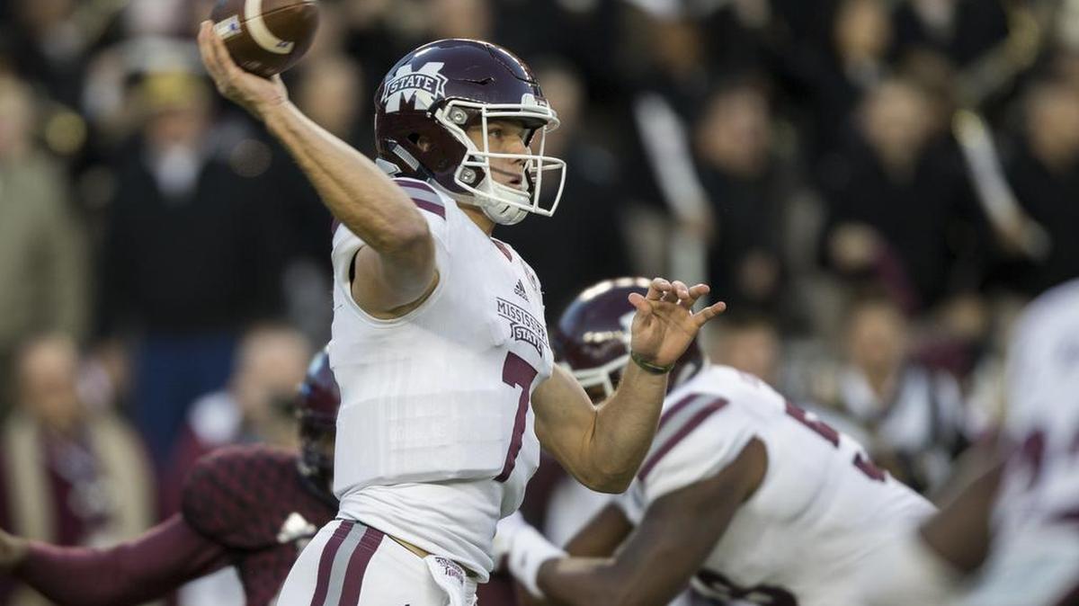 Mississippi State quarterback Nick Fitzgerald (7) pass downfield against Texas A&M during the first quarter of an NCAA college football game on Saturday, Oct. 28, 2017, in College Station, Texas. (AP Photo/Sam Craft)