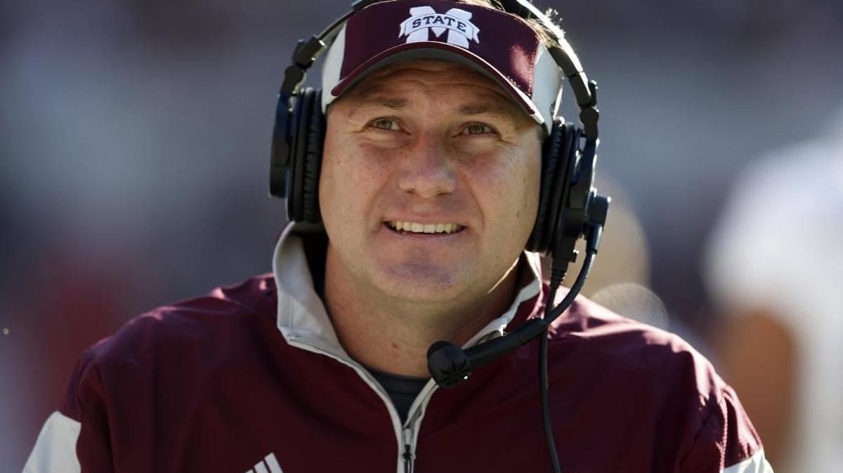 Mississippi State head coach Dan Mullen during the first half of a 2014 game against Alabama. Mullen will be one of the coaches present Wednesday when MSU’s Road Dawgs Tour kicks off in Biloxi.