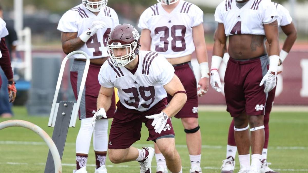 Former Long Beach standout Richie Brown (39) should once again be one of Mississippi State’s leading tacklers in 2016.