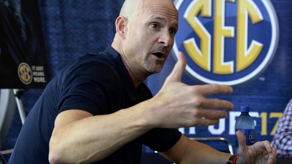 Ole Miss coach Andy Kennedy and the Rebels fell at Arkansas Saturday night.