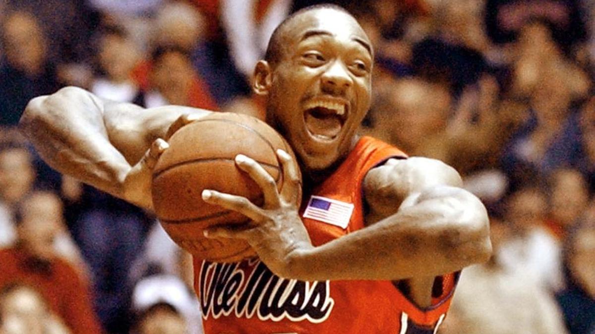 Former Ole Miss forward Justin Reed (23) died Friday.