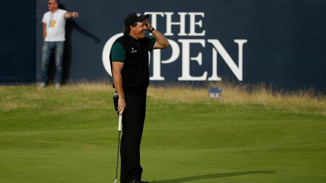 On cusp of history, Mickelson shoots 63 at British Open
