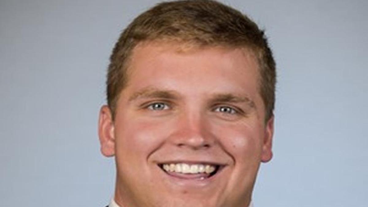 California offensive lineman Ryan Gibson