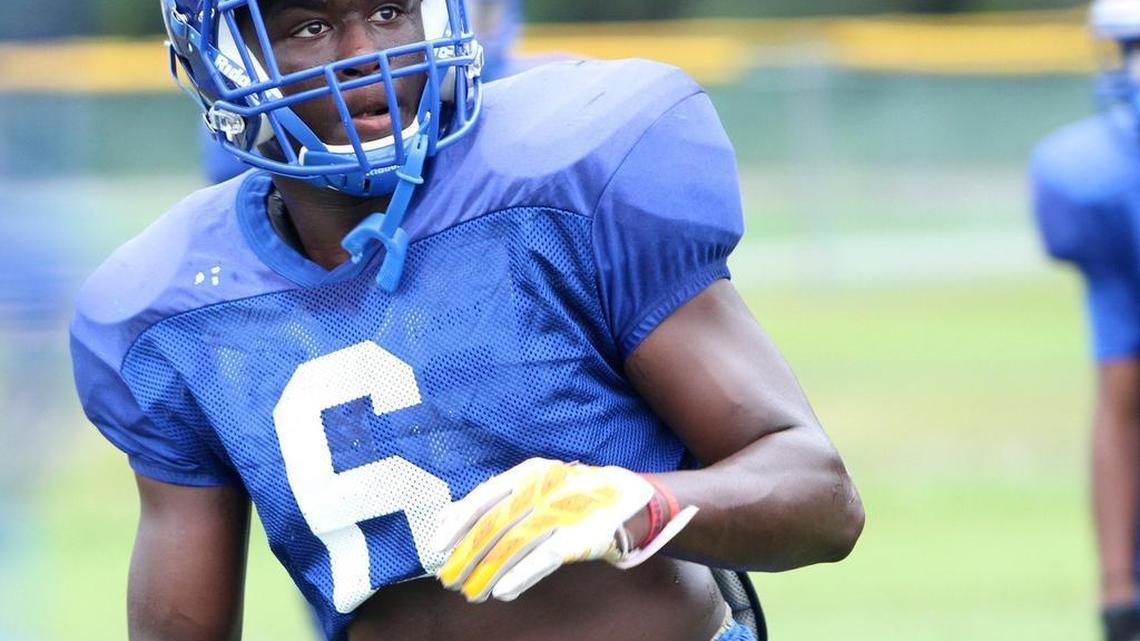 St. Martin football has talent to contend in 2016
