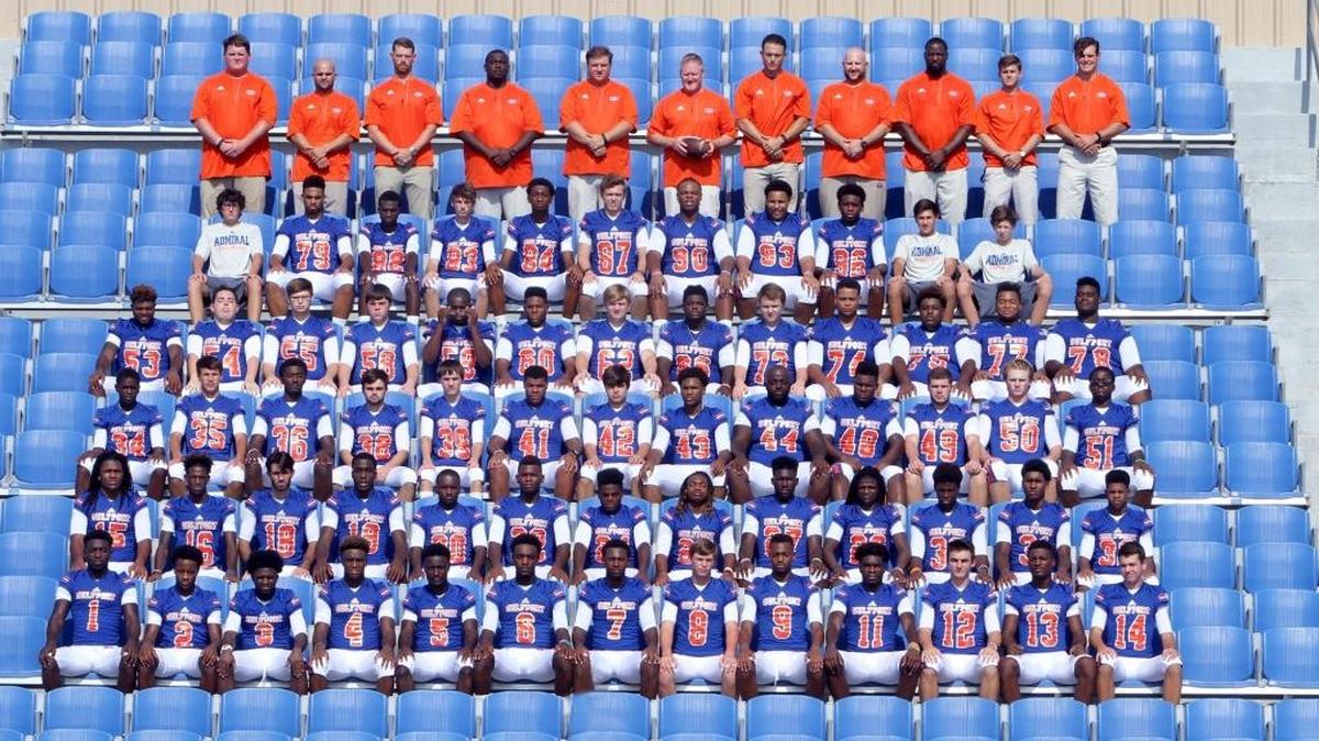 The 2016 Gulfport Admiral football team.