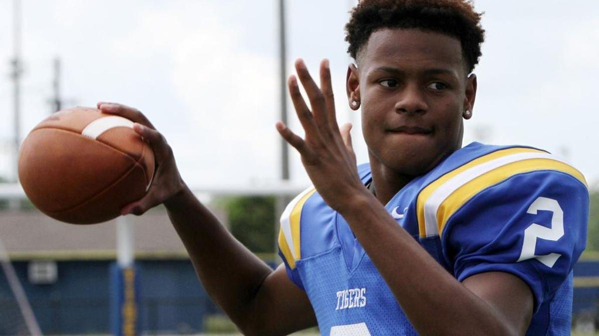 Bay High quarterback Jaylan Wilson