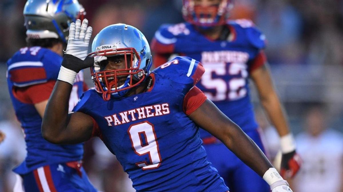 Pascagoula's Rasheed Jackson (9) reacts after a defensive stop against George County during the first quarter, Friday, Sept. 9, 2016, at Pascagoula High School in Pascagoula, Miss.