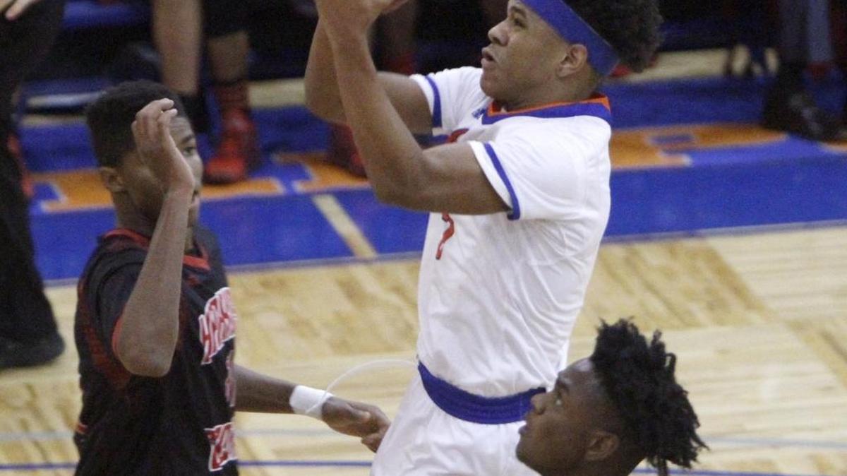 Gulfport's Miles Daniels scores against Harrison Central. The Admirals meet West Harrison in the MLK Classic Monday at Bert Jenkins Gymnasium.