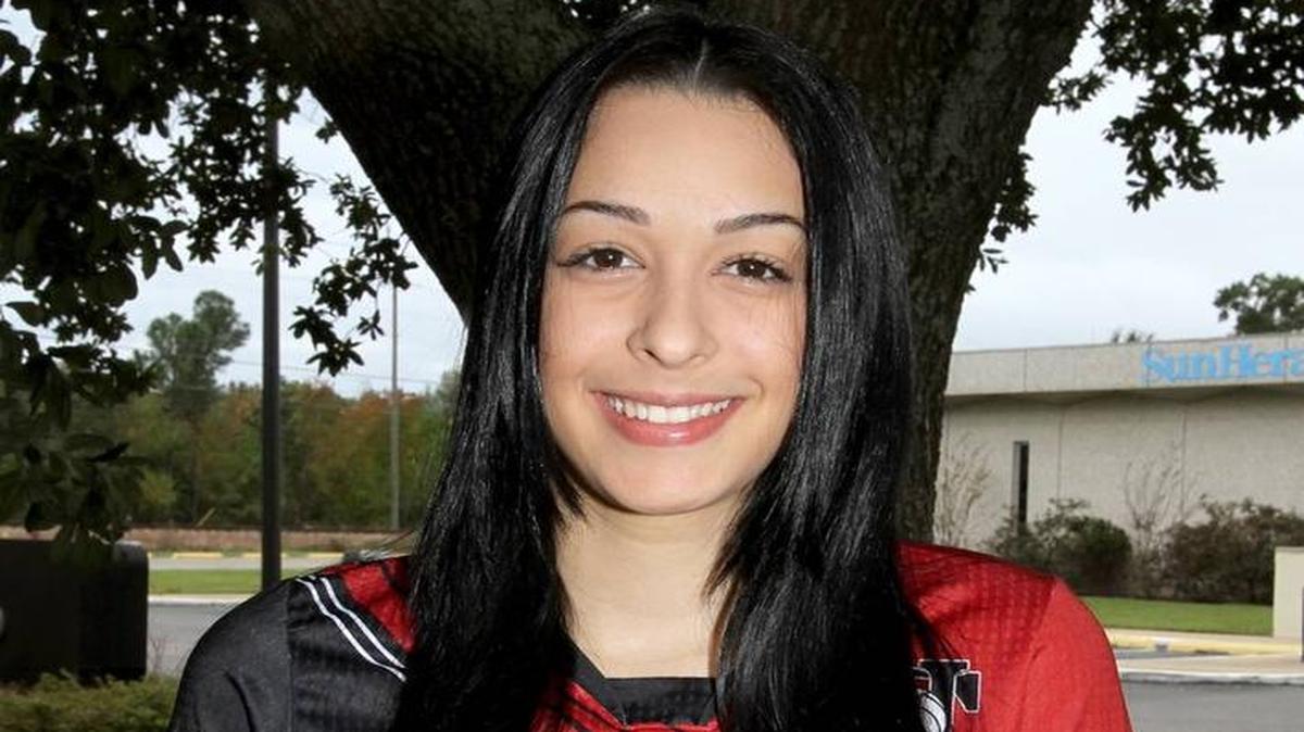 Harrison Central middle hitter Natasha Feyjoo.