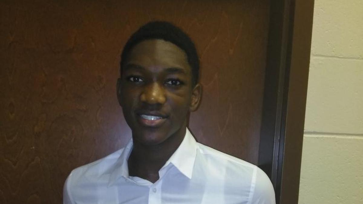 Gulfport’s Jytireus Smith scored five points off the bench as Gulfport edged Gautier 28-26 at the Mike Perkins Super Saturday Shootout at St. Martin.