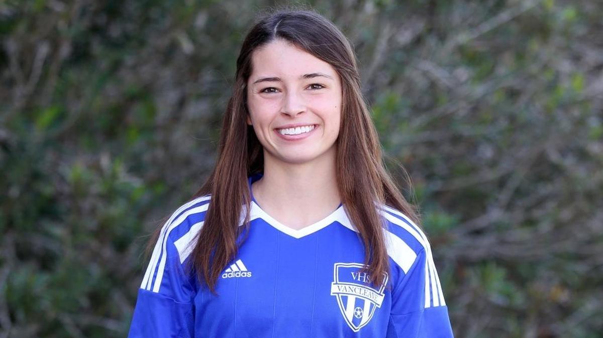 Sydney Salter of Vancleave