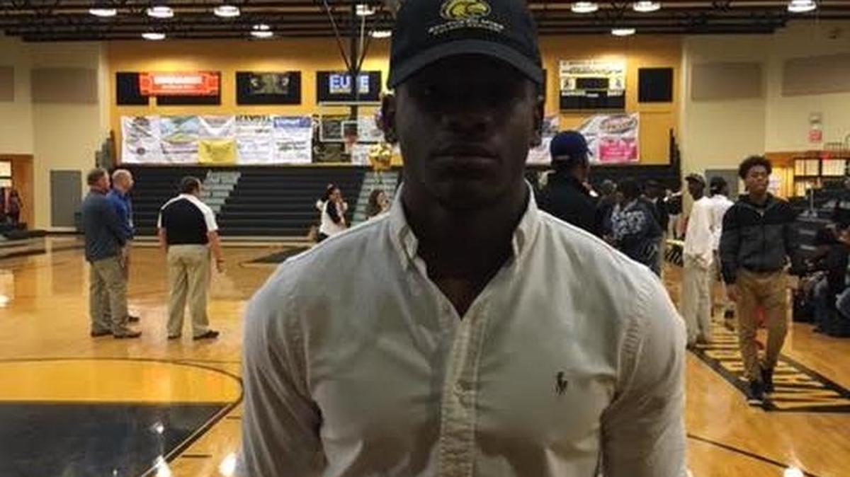 D'Iberville DB Ty Barnes