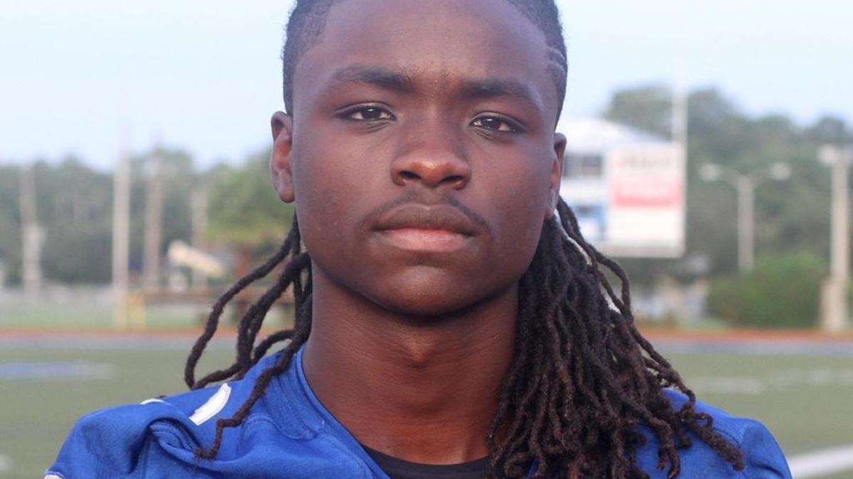 Ocean Springs wide receiver/defensive back Malcolm Magee.