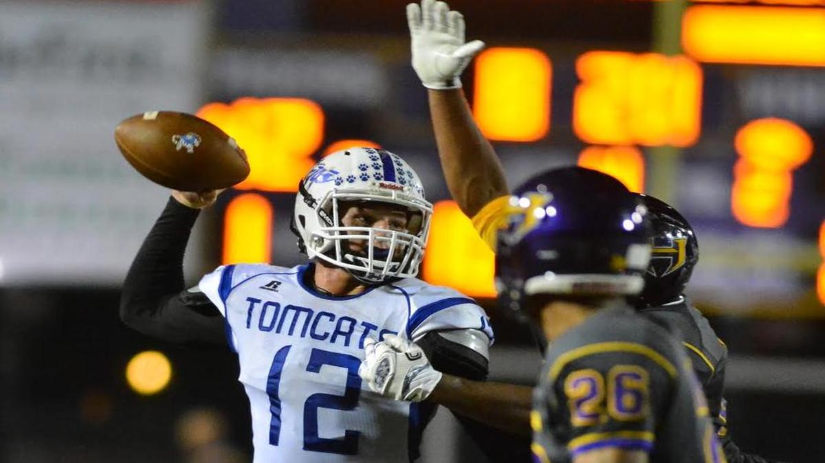 Stone quarterback Preston Stringer passes against Hattiesburg.