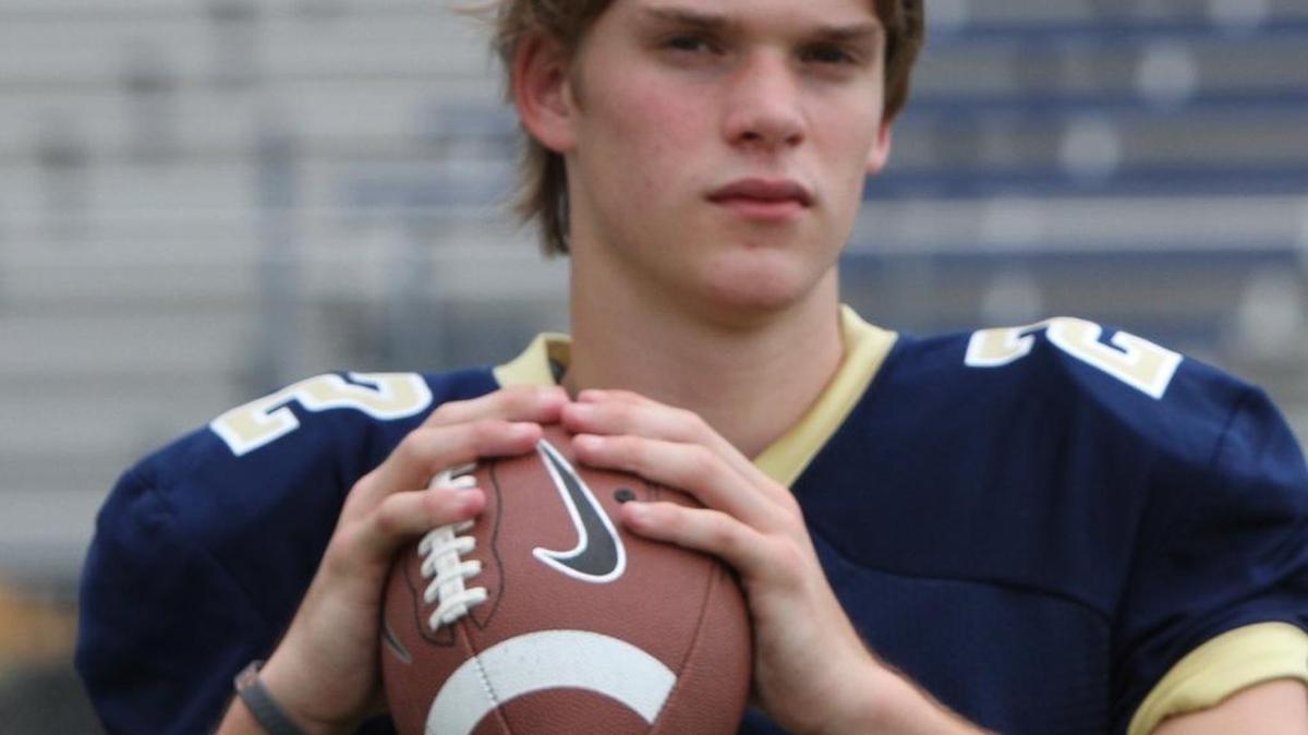 St. Patrick QB Jack Magandy.