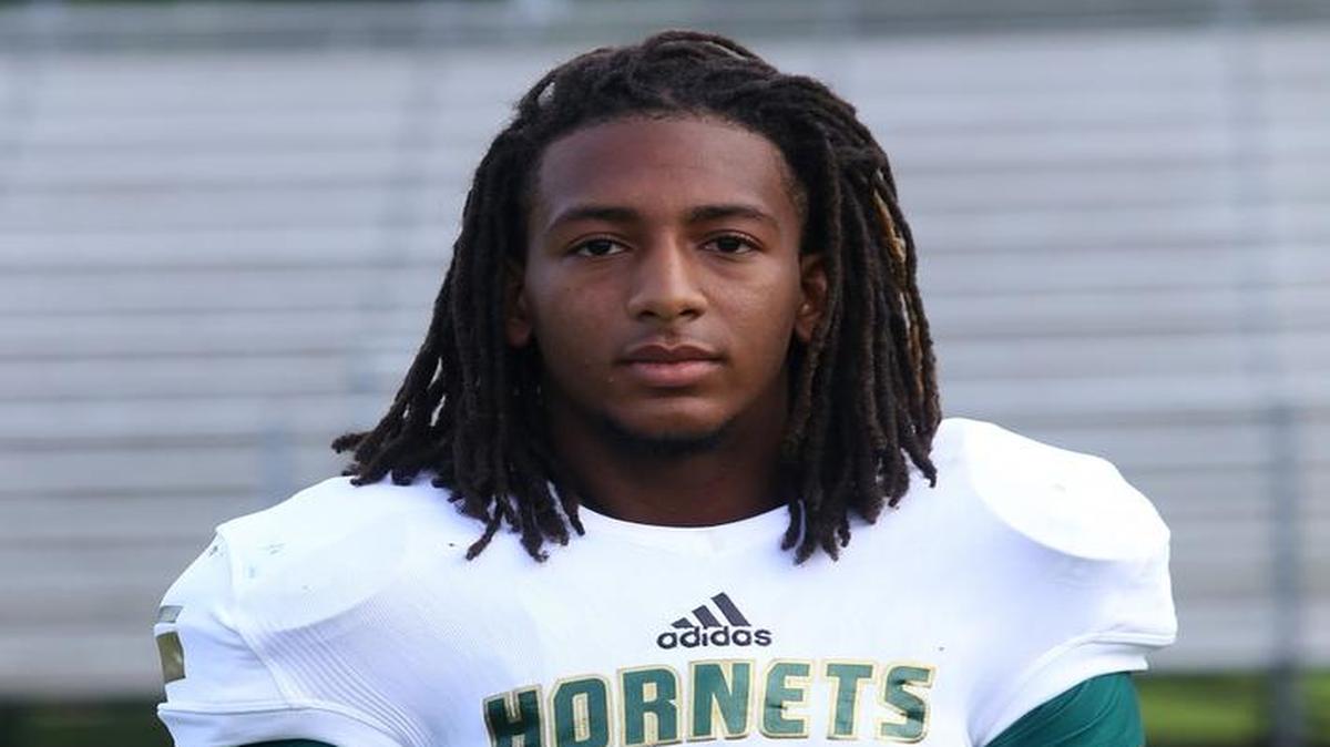 Poplarville running back Austin Bolton